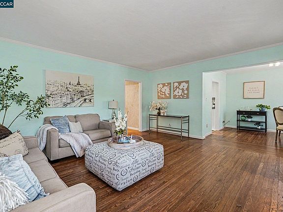 5th image of 2214 Pacheco Blvd