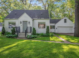 52624 Kenilworth Rd, South Bend, IN 46637