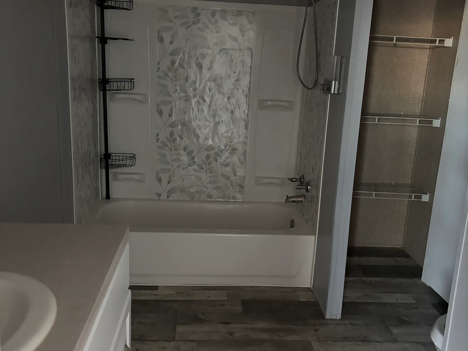 3 bed, 1026 sqft, $1,400 — Photo 3