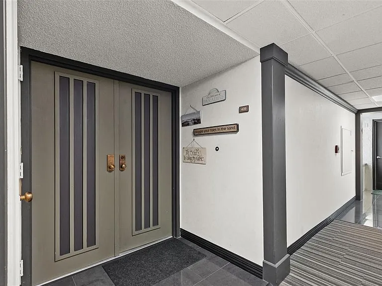 1480 Gulf Blvd #409 — Photo 3