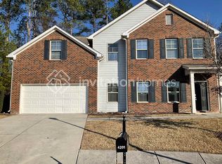 4201 Oak Field Dr, Loganville, GA 30052