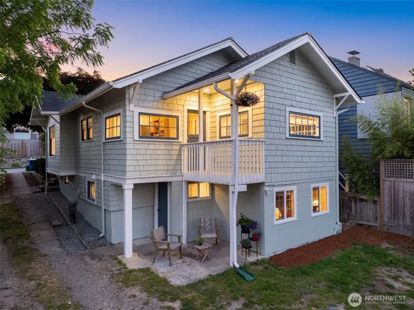 5704 35th Ave NE, Seattle, WA 98105