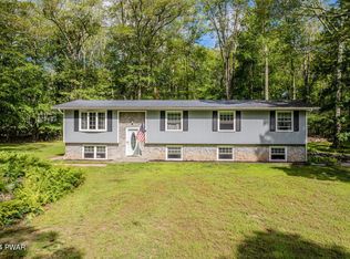 368 Cummins Hill Rd, Milford, PA 18337