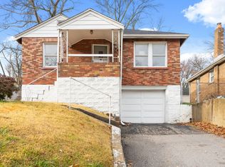 1261 N Florissant Rd, Saint Louis, MO 63135