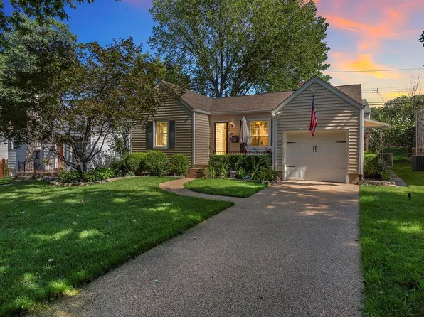 8711 Litzsinger Rd, Saint Louis, MO 63144