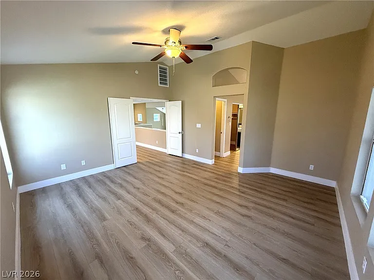 136 Serenade Ct — Photo 22