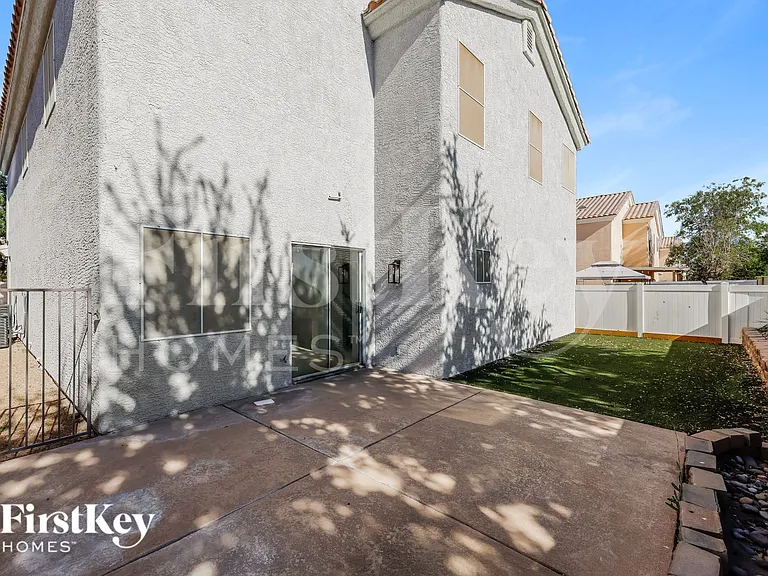 5980 Gentleslope St — Photo 18