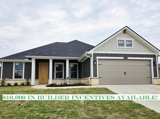 1437 Allison Ln, Lindale, TX 75771