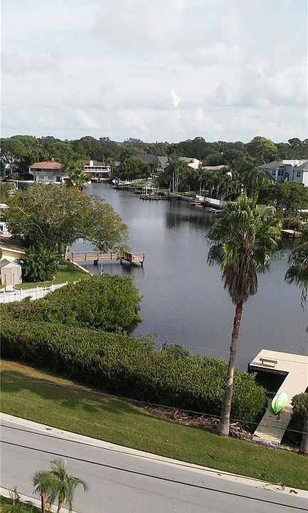 1st image of 231 Lagoon Dr