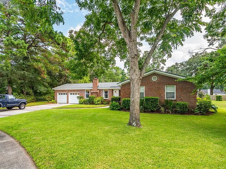 1045 Birchdale Dr — Photo 85