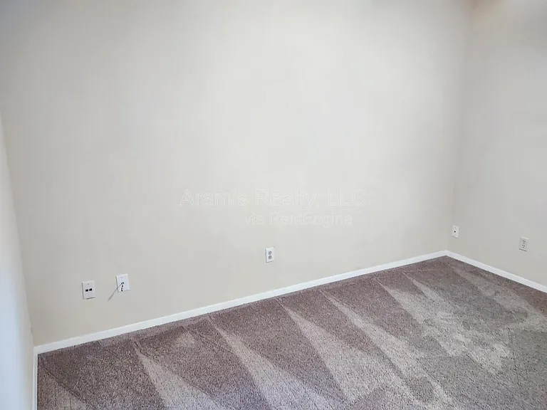 3032 Destin Cir — Photo 15