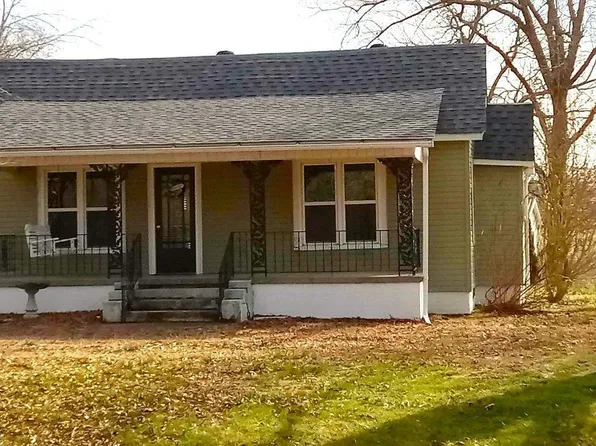 7870 Woodville Rd, West Paducah, KY 42086