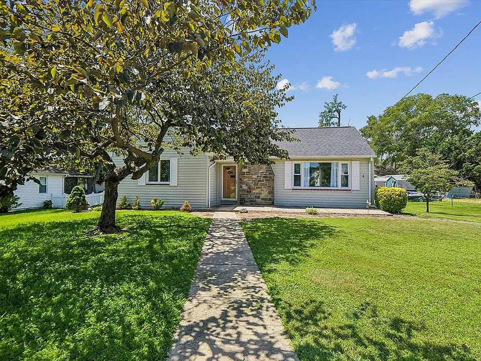 1209 Farmview Rd