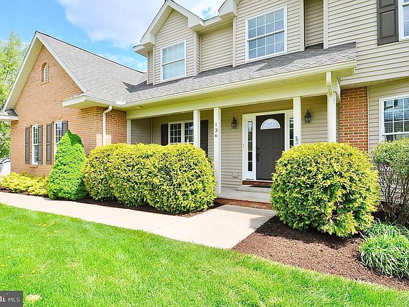 4th image of 136 Ashford Manor Dr
