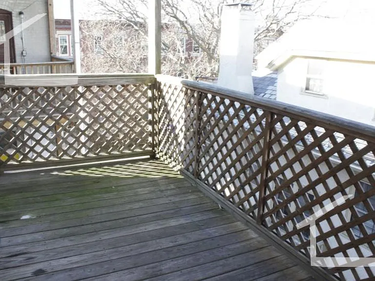 78 Gibbs St #3 — Photo 2