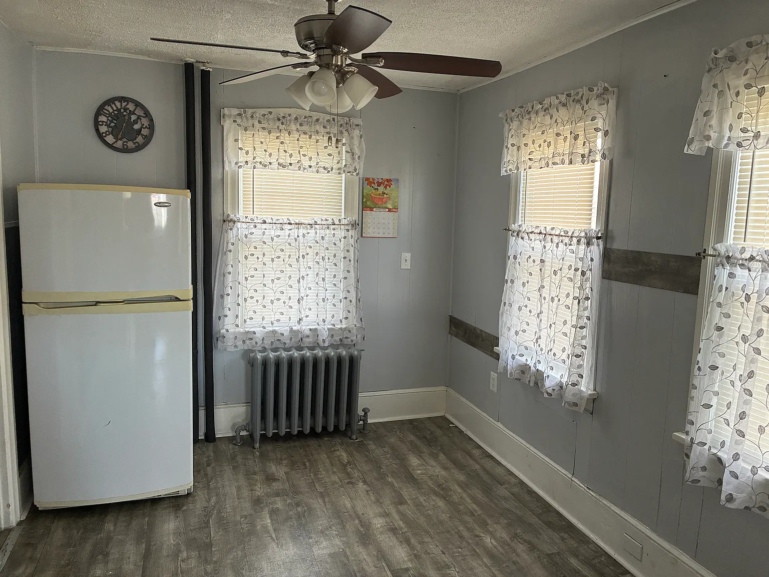 3 bed, $2,500 — Photo 4