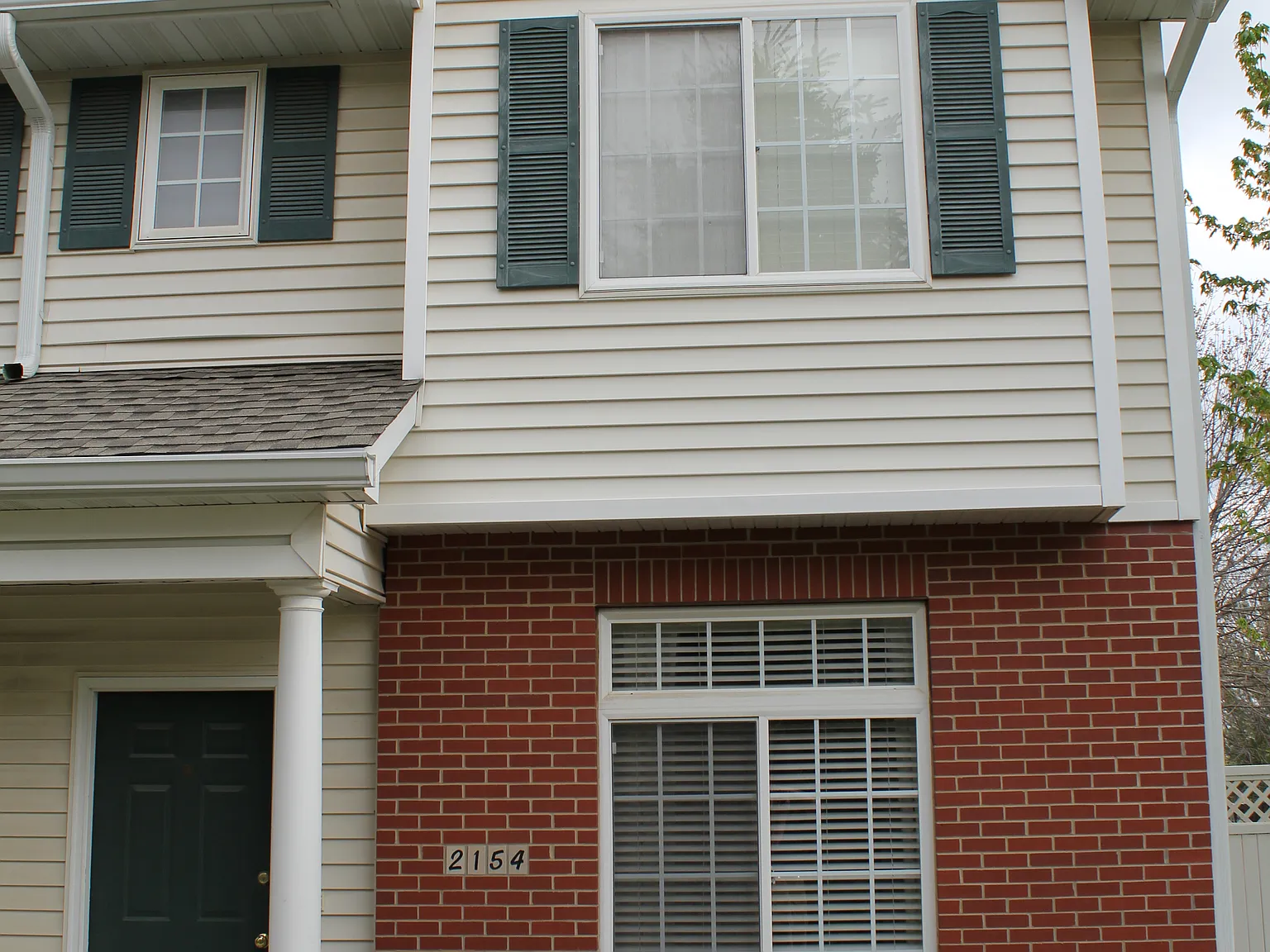 2 bed, 1226 sqft, $1,550 — Photo 3