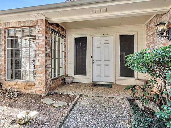 3rd image of 3607 Pine Ct