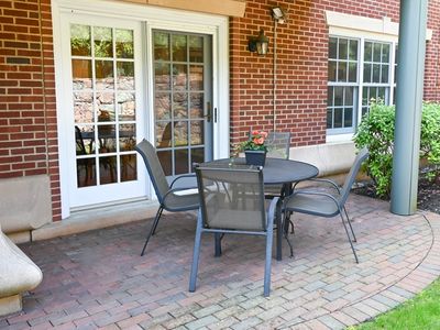 350 Boylston St APT 102, Newton, MA, 02459