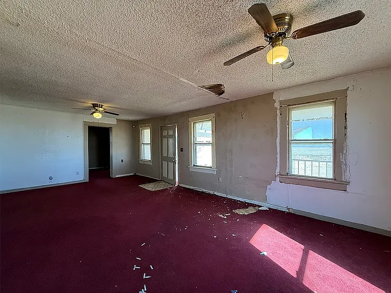 1434 E Chavaneaux Rd #1 — Photo 9