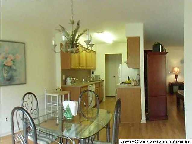 2nd image of 2 Elmwood Park Dr APT 711