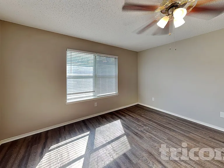 7109 Galveston Dr — Photo 10
