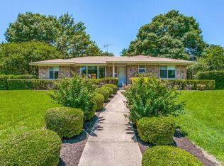 911 Glen Oaks Blvd, Dallas, TX 75232