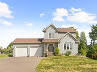 41 Camille St, Dieppe, NB E1A 0R5