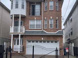152 Manchester Pl APT 1, Newark, NJ 07104