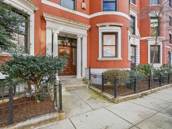 96 Gainsborough St Unit 205W, Boston, MA 02115