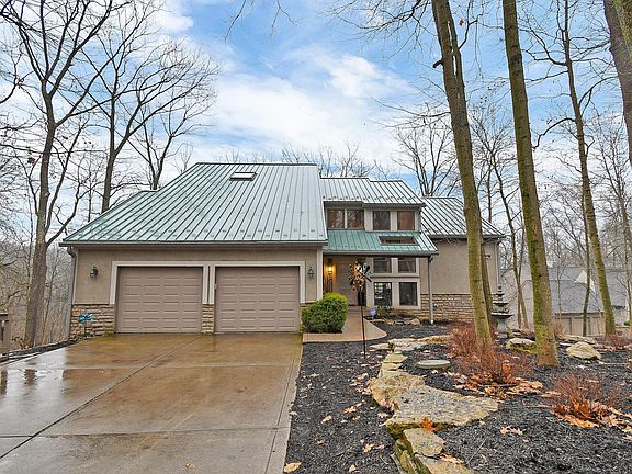 2nd image of 5966 Edgewood Cir