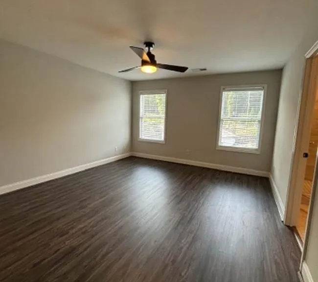950 Lennox Blvd — Photo 8
