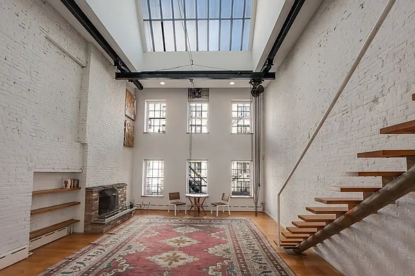 Rented by Nest Seekers International | media 8