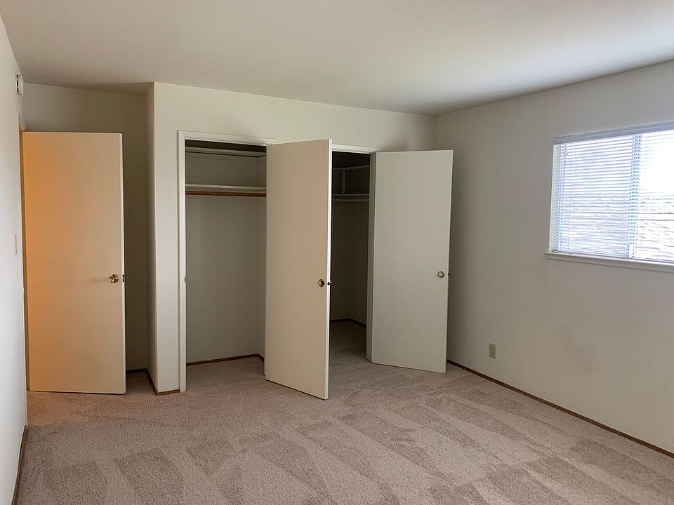 2nd image of 42797 Mayfair Park Ave