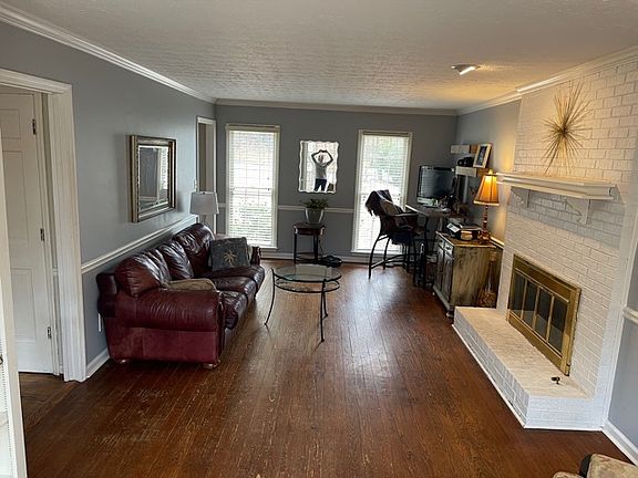 5th image of 4118 Orchard Knl NW