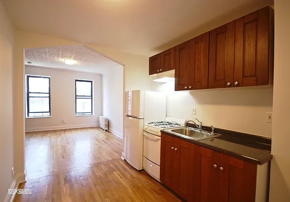 Rented by Citi Habitats | media 11
