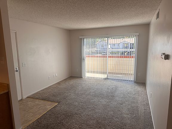 3rd image of 38981 Calle Hermosa #8