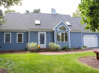 37 Tidal Ln, Hyannis, MA 02601