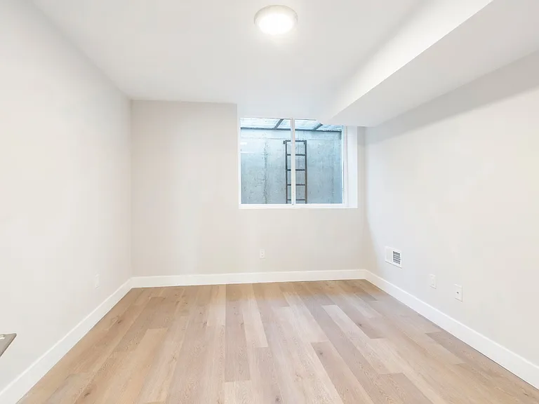 429 W York St #1 — Photo 20
