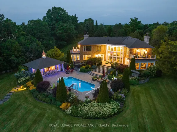 1261 County Road 20 Rd, Prince Edward County, ON K0K 3L0