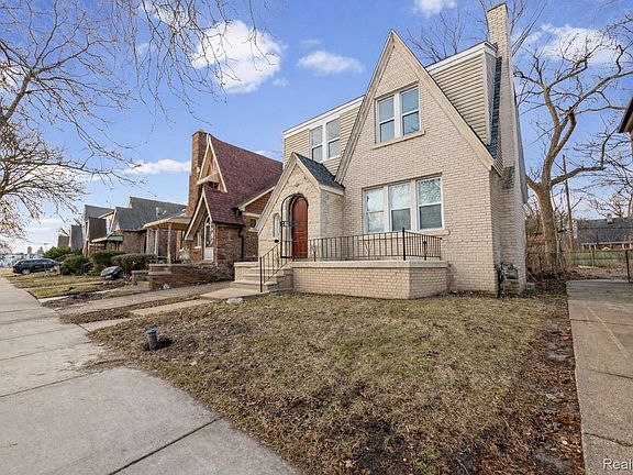 4th image of 9175 Devonshire Rd