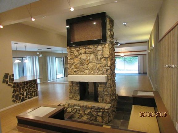 3rd image of 121 Red Cedar Dr