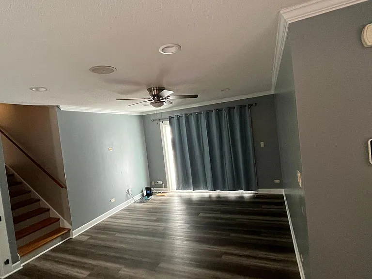 5325 Cinema Dr W — Photo 5