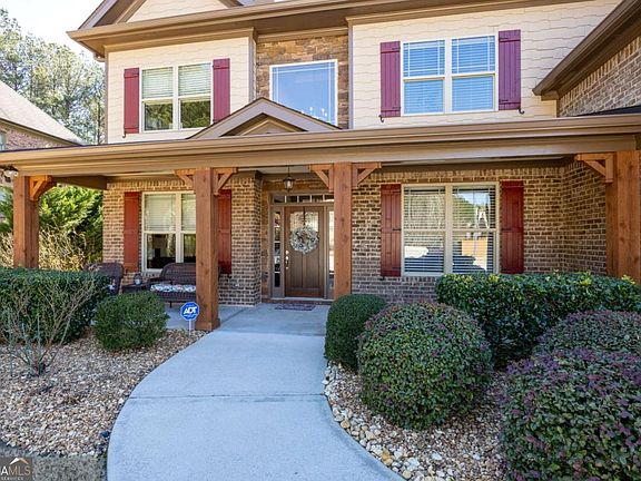 3rd image of 4095 Sophy Dr