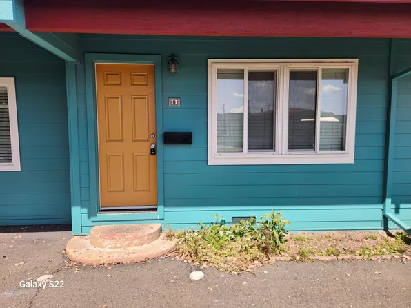 Las Flores Apartments, 1015 S A St APT 11, Santa Rosa, CA 95404
