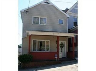 351 3rd St, Pitcairn, PA 15140