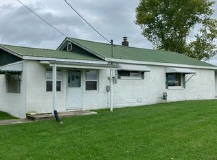 1845 Deer Lodge Hwy E, Deer Lodge, TN 37726