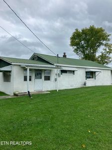 1845 Deer Lodge Hwy E, Deer Lodge, TN, 37726
