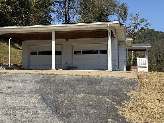 4th image of 320 Cracker Bottom Rd