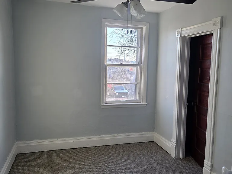 117 2nd St N #2 — Photo 15